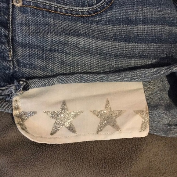 American Eagle Star Shorts - Picture 3 of 5